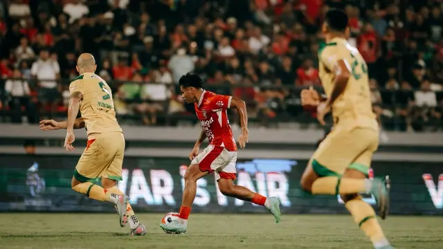 Bali United vs Persebaya Surabaya, BRI Super League
