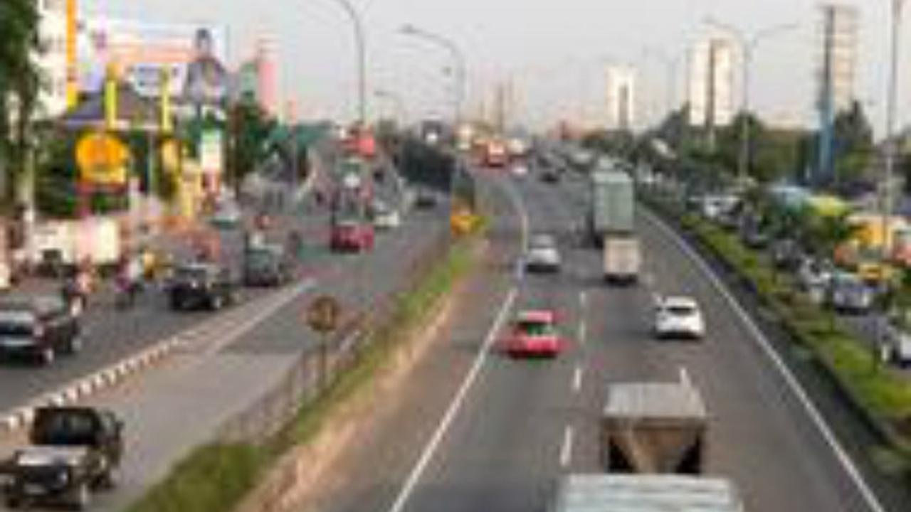 20151229-Antisipasi Kemacetan di Tahun Baru, Truk Dilarang Melitas