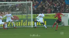 RB Leipzig kebobolan dua gol dari tendangan penjuru dalam waktu empat menit saja yang sekaligus membuang keunggulan 1-0 dan akhirn...