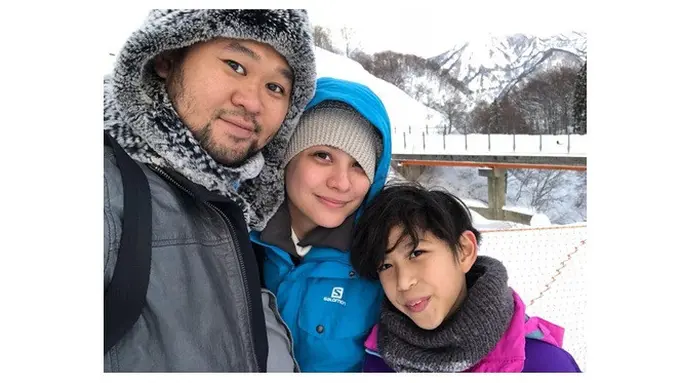 Ajukan Isbat Nikah, Ini 6 Potret Mesra Rachel Maryam dan Suami yang Jarang Tersorot