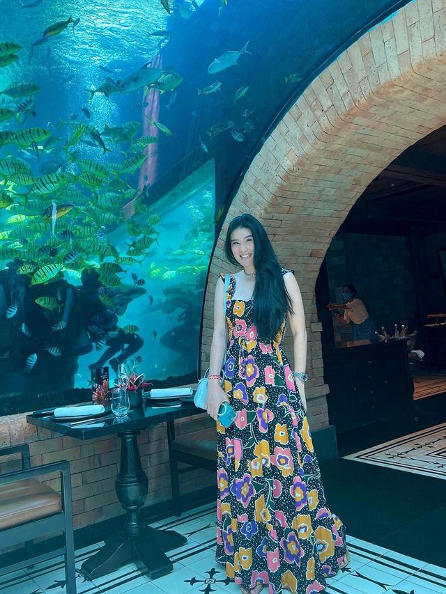 Lepas Hijab, Ini 7 Potret Terbaru Stevi Agnecya Saat Liburan di Bali yang Tuai Sorotan