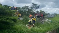 Viral Sampah Berserakan di Pinggir Jalan Provinsi di Sukabumi, Warga Bilang Begini