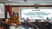 Penjabat Gubernur Jawa Tengah, Nana Sudjana dalam kegiatan Koordinasi Optimalisasi Pelaksanaan SPI di Provinsi Jawa Tengah bersama KPK, Selasa (26/3/2024). (Foto: Istimewa)