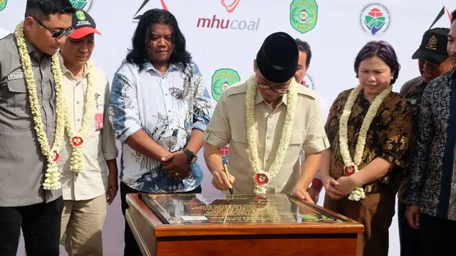 Menteri Desa Pembangunan Daerah Tertinggal dan Transmigrasi, Yandri Susanto