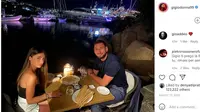 Kiper Italia Gianluigi Donnarumma makan malam bersama tunangannya Alessia Elefante. (foto: Instagram @gigiodonna99)