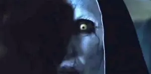 Conjuring 2 menjadi perhatian pecinta film horor di dunia, tapi tahukah kamu jika ada film Bollywood yang scene nya mirip dengan Conjuring 2? Simak deh.