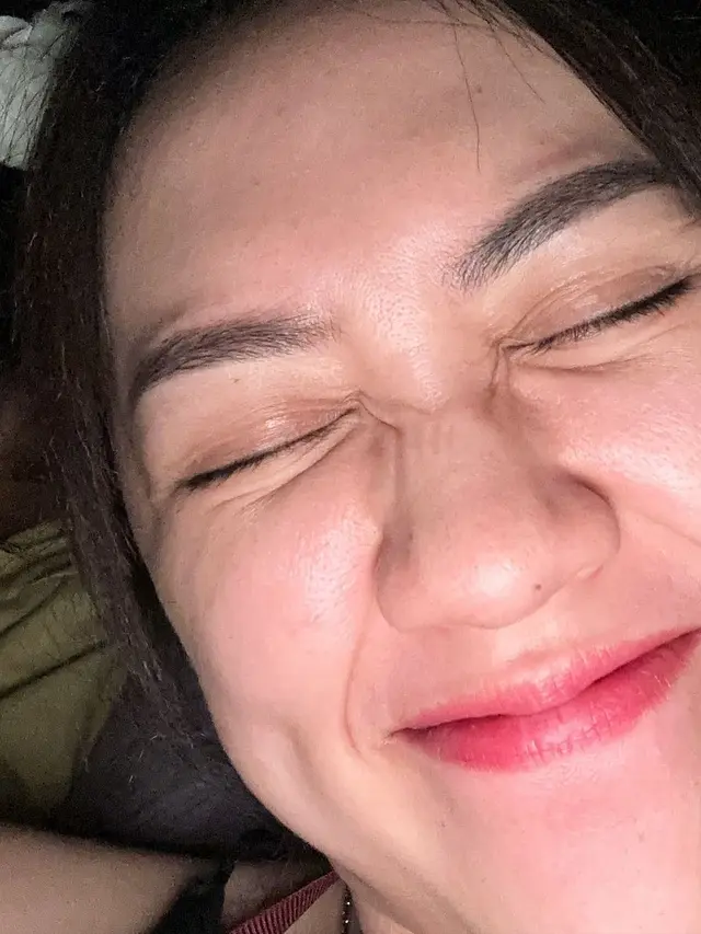 Senyum Manis Seperti Gulali