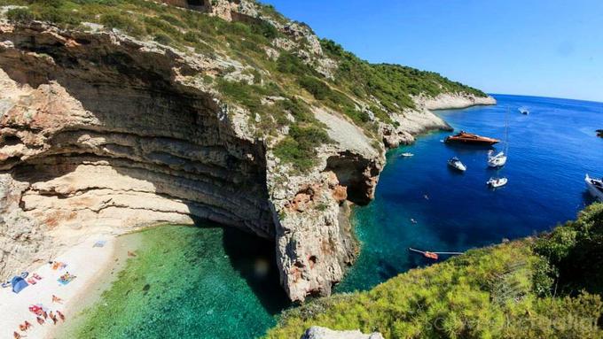Tak Melulu Kota Kuno, Kroasia Juga Rumah bagi Pantai ...