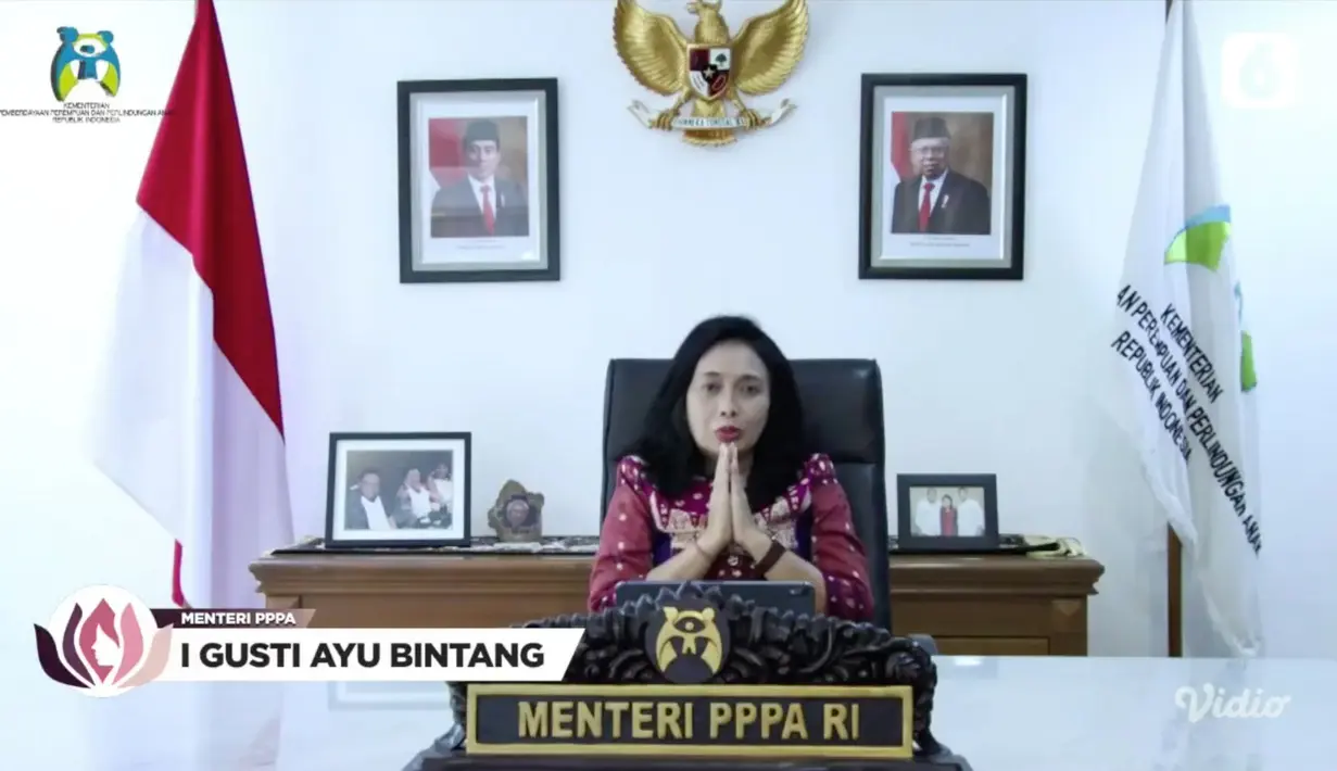 Menteri Pemberdayaan Perempuan dan Perlindungan Anak, I Gusti Ayu Bintang Darmawati sebagai Tokoh Perempuan Inspiratif memberikan sambutan pada Anugerah Perempuan Hebat 2021 yang digelar secara daring oleh Liputan6.com. (Liputan6.com)