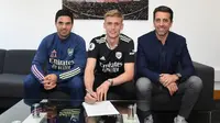 Arsenal Rekrut Alex Runasson untuk Gantikan Emiliano Martinez