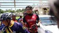 Ke Lokasi Pernikahan, Lucky Hakim Pakai Sepeda