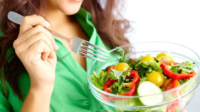 Benarkah Diet Turunkan Risiko Kematian Akibat Kanker Payudara? (Pressmaster/Shutterstock)