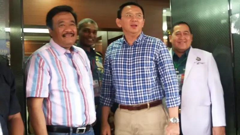 Ahok dan Djarot Saiful Hidayat di RSAL Mintohardjo