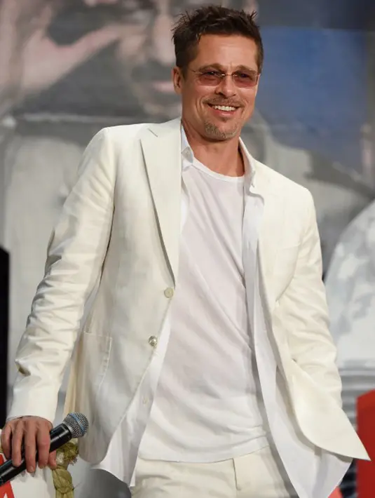 Beberapa waktu lalu juga Pitt dikabarkan menjalani terapi untuk menerapkan kehidupan yang lebih baik. Namun ada hal mengejutkan terkait dengan anaknya bersama Jolie, yakni Pax yang juga disebut mendatangi ahli terapi atau psikiater. (AFP/Bintang.com)