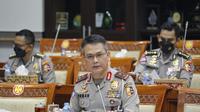 Kakorlantas Polri Irjen Firman Shantyabudi mendorong Komisi lll menjembatani antara Polri, MA dan Kejaksaan agar tercipta dasar hukum pemanfaatan PNBP hasil penerapan ETLE Nasional Presisi tahap l. (Foto:Liputan6/Fachrur Rozie)