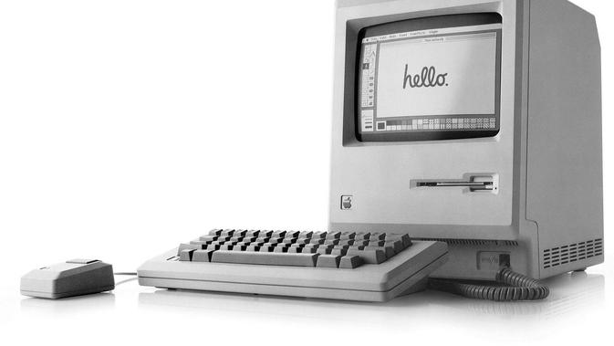 Komputer Macintosh pertama yang dirilis Apple, 35 tahun lalu. (Foto: Twitter @SteveJobs)
