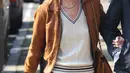 Supermodel setenar Kate Moss ternyata juga pernah mengalami kejadian memalukan saat resleting celana yang dipakainya terbuka di tempat umum. (nymag.com)