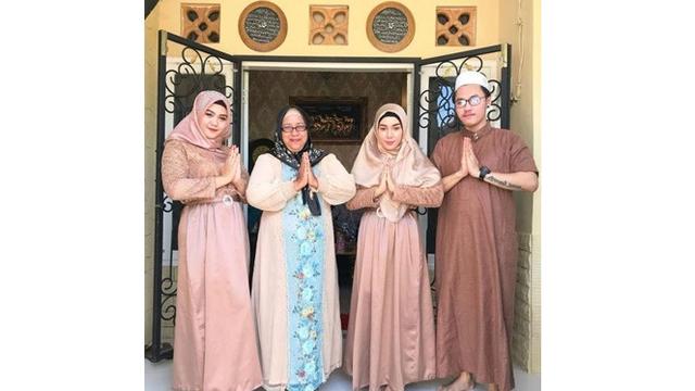 7 Potret Isi Rumah Bebby Fey di Probolinggo, Elegan Bernuansa Emas