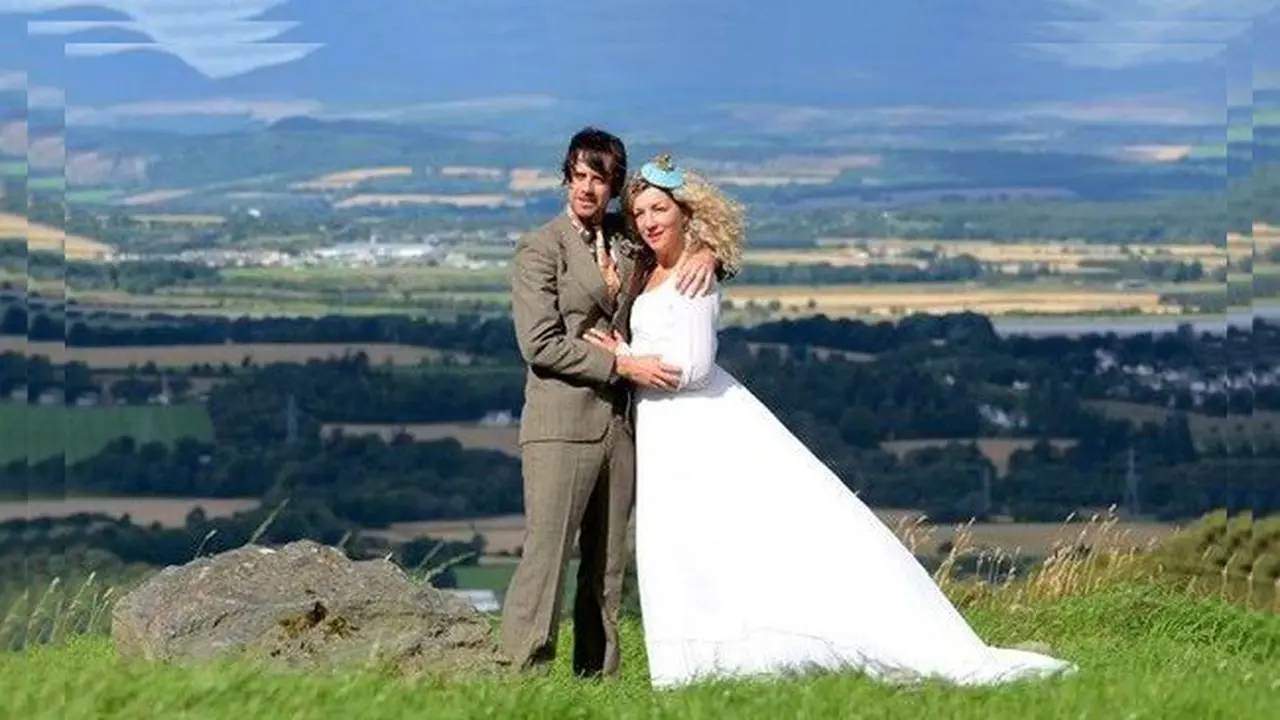 Pasangan yang nikah dengan biaya irit (express.co.uk)