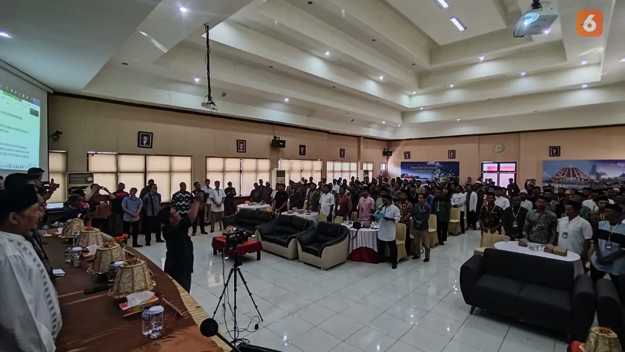 Ratusan pengikut Jemaah Islamiyah di Sulawesi membubarkan diri (Liputan6.com/Fauzan)