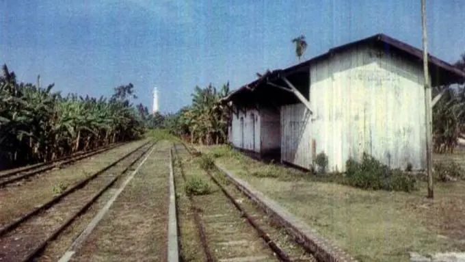 Stasiun Anyer Kidul/ keretaanakbangsa.com