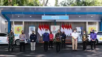 Presiden Joko Widodo (Jokowi) meresmikan Stasiun Pengisian Kendaraan Listrik Umum (SPKLU) dengan tipe ultra fast charging pertama di Indonesia. (Dok. PLN)