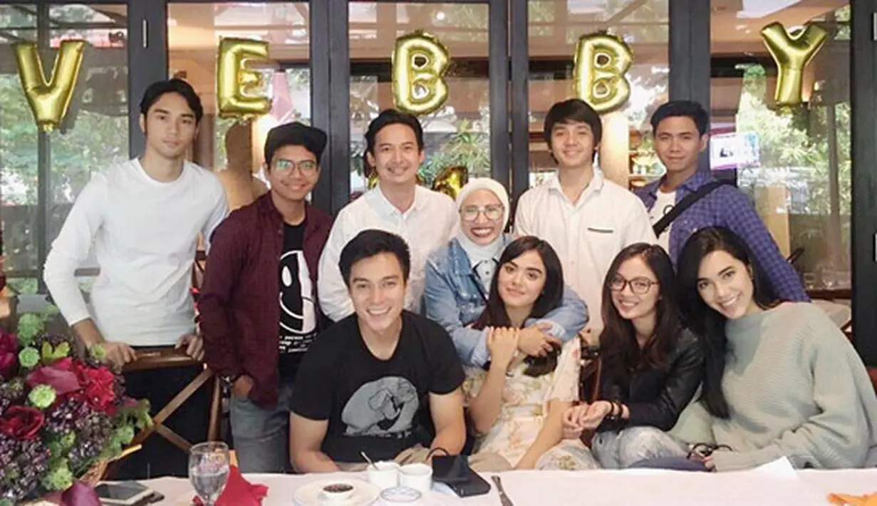 "Dan semua ini adalah penjajakan. Semua ini bisa dibilang kerikil kerikil-kerikil sebelum ke pernikahan yang benar. Yang penting selalu saya berdoa dan dia juga pasti berdoa ya," terang Baim Wong. (Instagram/vebbypalwinta)