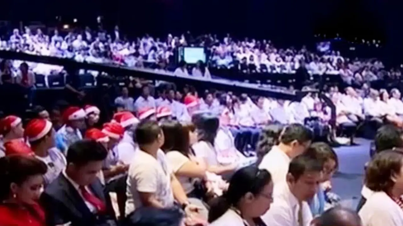 VIDEO: Emtek Grup Gelar Konser Perayaan Natal