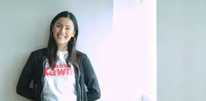 Bermain di film Takut Kawin, Nina Kozok kesulitan berbahasa Indonesia.