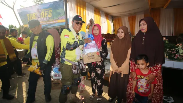 Rombongan Turdes Kemerdekaan Gubernur Kalsel di Kabupaten Barito Kuala