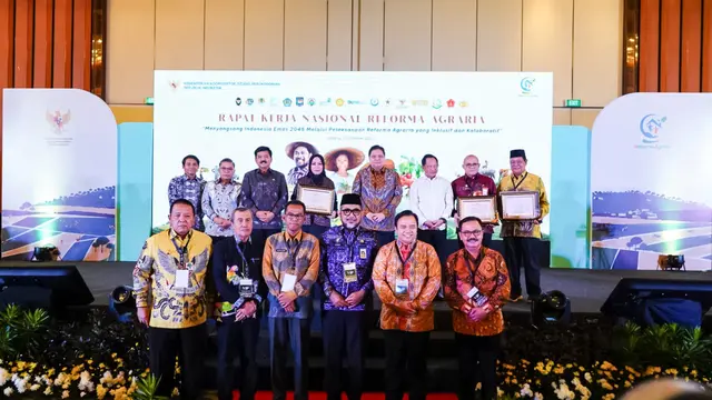 Menteri Koordinator Bidang Perekonomian Airlangga Hartarto yang juga merupakan Ketua Tim Reforma Agraria Nasional.