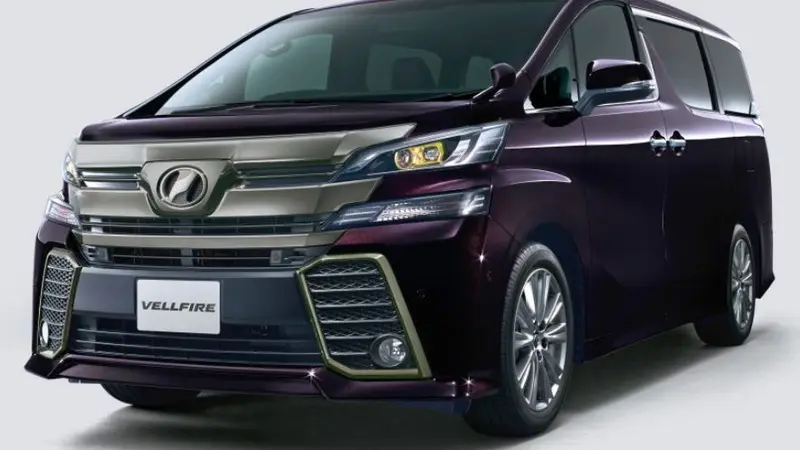 Toyota Vellfire Golden Eyes