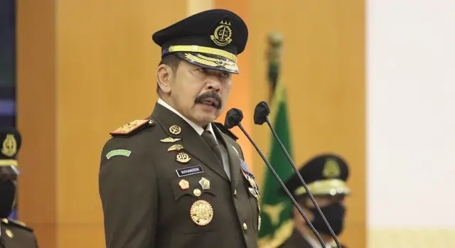 Cari Jaksa Agung ST Burhanuddin saat pertemuan rektor, Prabowo: Nggak ada ya, lagi ngejar-ngejar orang