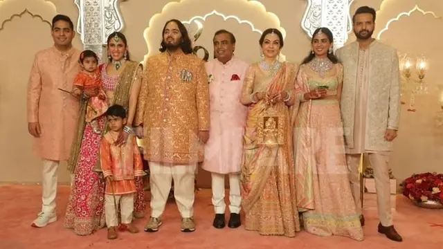 7 Potret Pernikahan Anant Ambani dan Radhika Merchat, Crazy Rich India yang Jadi Sorotan