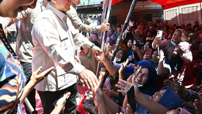 Bencana Banjir di Sumbar Bikin Prabowo Makin Geram dengan Maling Uang Rakyat: Saya Sikat!