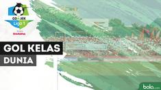 Striker Mitra Kukar, Fernando Rodriguez Ortega mencetak gol spektakuler saat menghadapi PSM Makassar