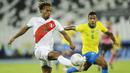 Sedangkan Peru bukan tanpa perlawanan. Mereka memiliki empat percobaan dimana dua diantaranya mengarah ke gawang Brasil. (AP/Bruna Prado)