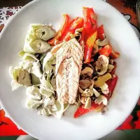 Banyak makanan bikin kita ngiler berat. Eh, tapi sehat gak ya? Gak usah terbawa perasaan, ini ada menu sehat dan enak sekaligus. Contek yuk!