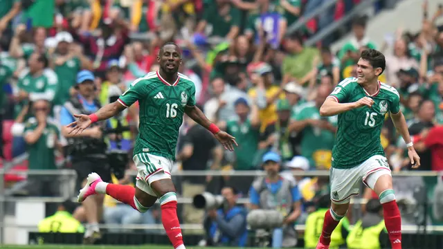 Selebrasi Julian Quinones usai mencetak gol di laga Meksiko vs Afrika Selatan di matchday 1 Grup A Piala Dunia 2026 di Mexico City Stadium di Mexico City, Meksiko, Jumat (12/6/2026) dini hari WIB.