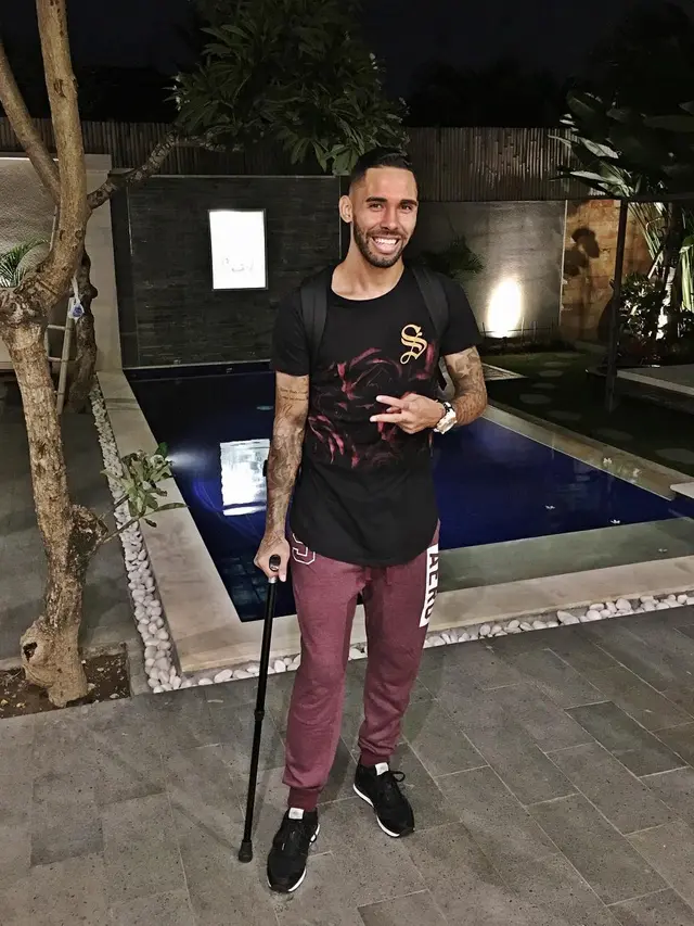 7 Potret Demerson Bruno Costa saat Berlibur, Curi Perhatian