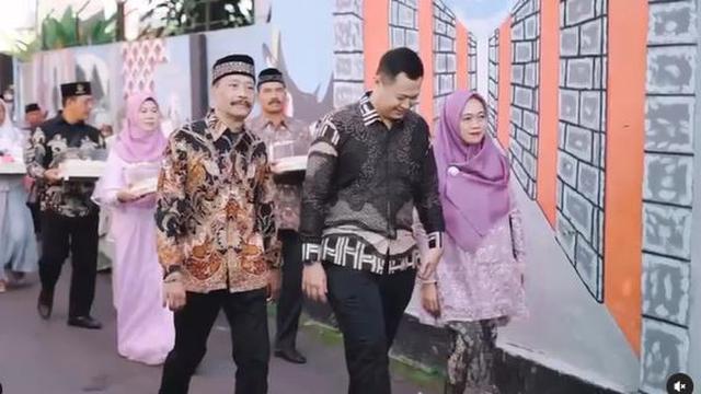 6 Potret Lamaran Rosa Meldianti Keponakan Dewi Perssik, Calon Suami Berprofesi Pilot