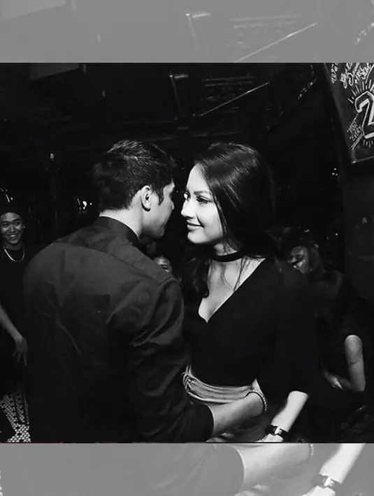 Baik Al Ghazali maupun Alyssa sama-sama suka mengunggah kebersamaan mereka lewat media sosial. Tambah bikin merana para jomblo deh. (instagram.com/alghazali7)
