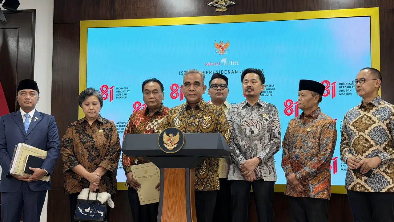 Pimpinan MPR menemui Presiden Prabowo Subianto di Istana Kepresidenan Jakarta, Senin (3/8/2026) (Liputan6.com/Lizsa Egeham)