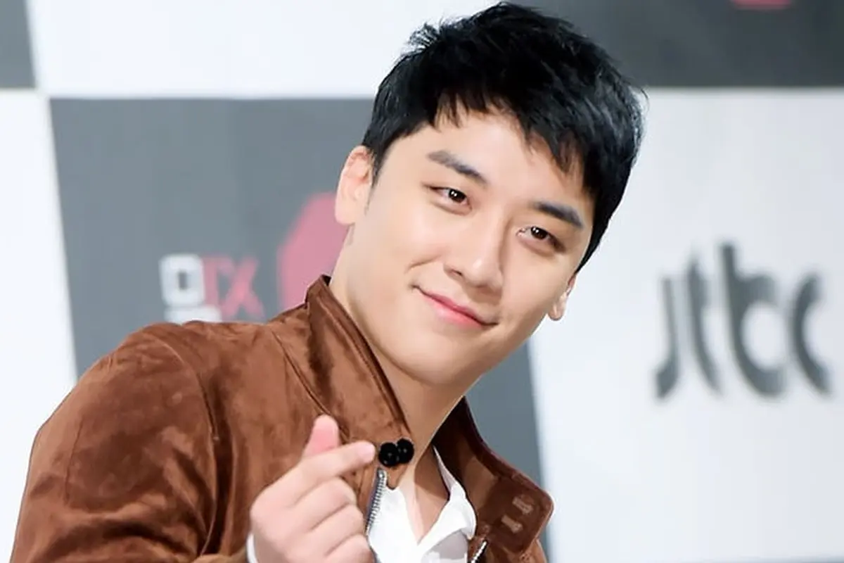 [Bintang] Berwajah Tampan, Cinta 8 Idol Korea Selatan Ini Pernah Ditolak