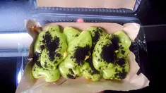 Kue cubit merupakan jajanan Tradisional yang mulai digemari lagi oleh anak – anak muda jaman sekarang, kue cubit mulai digemari saat ditambahkan pilihan – pilihan rasa baru seperti Green tea atau Red velvet. (istimewa)