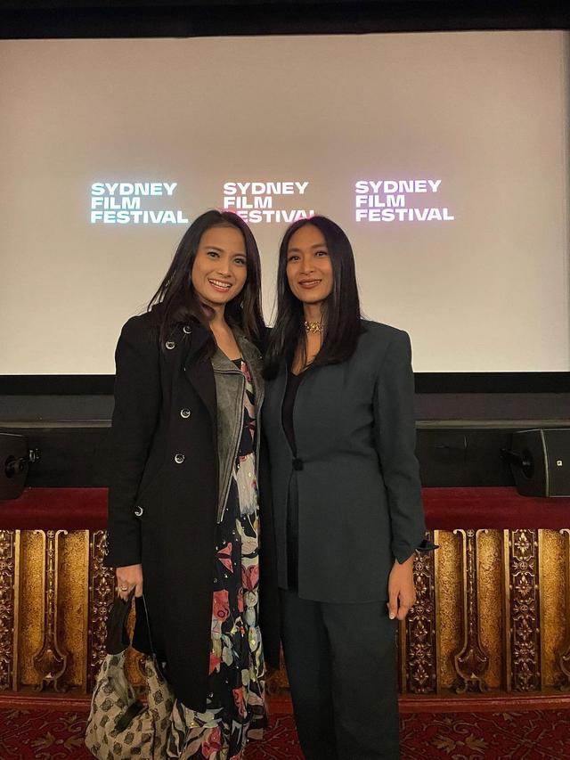 7 Potret Happy Salma Hadiri Sydney Film Festival, Jadi Wakil Dalam Film Terbarunya