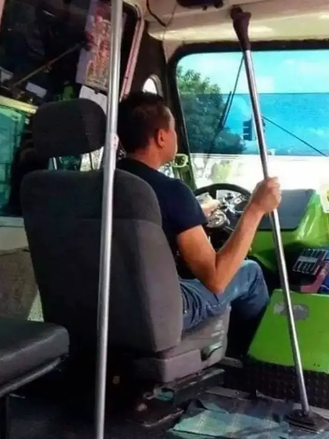 6 Momen Naik Bus di Luar Nalar Ini Bikin Geleng Kepala, Kocak