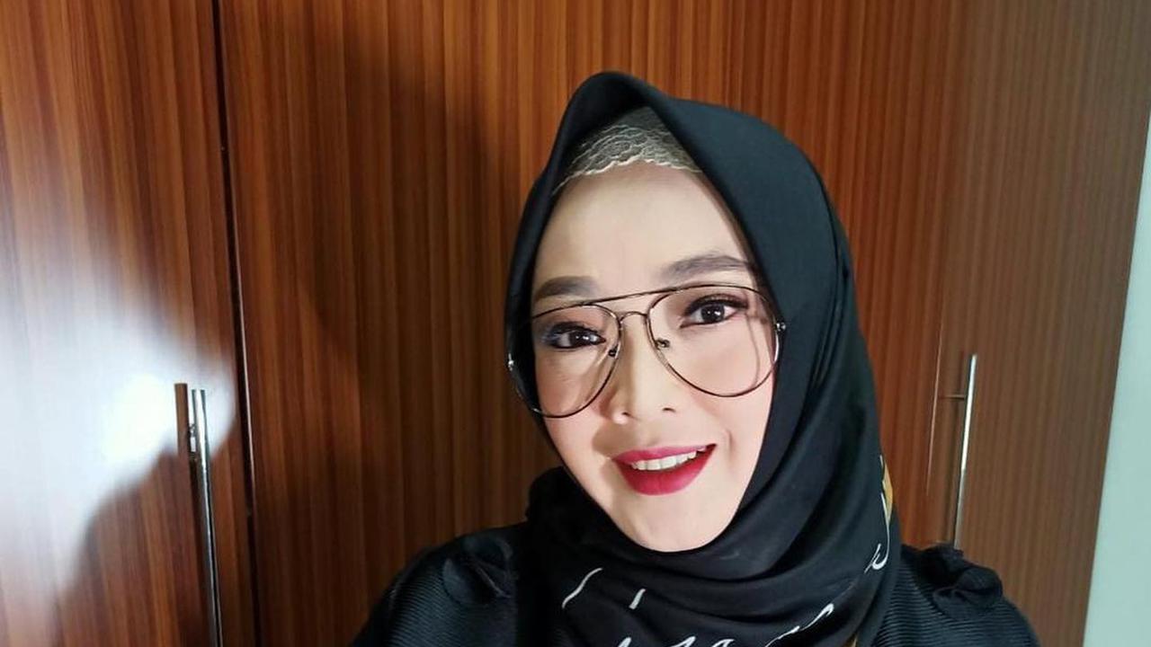 [Fimela] Rina Gunawan