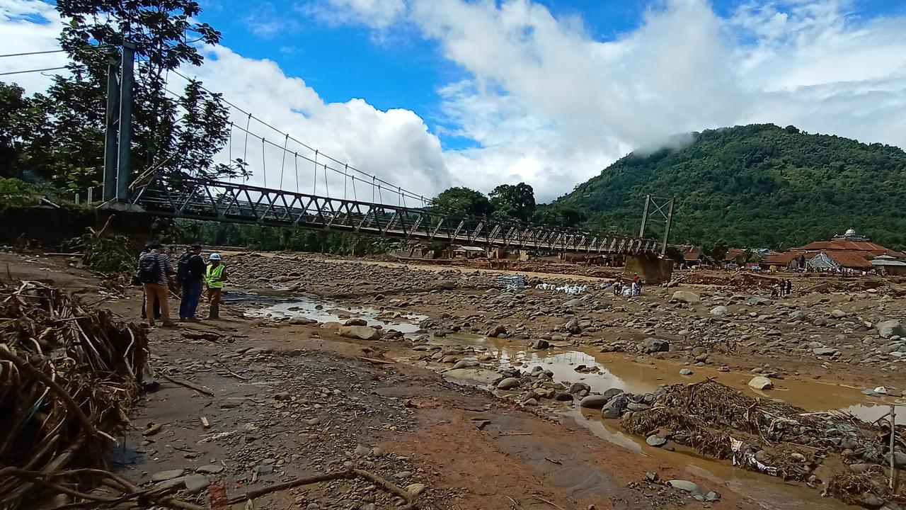 Banjir Bandang Lebak
