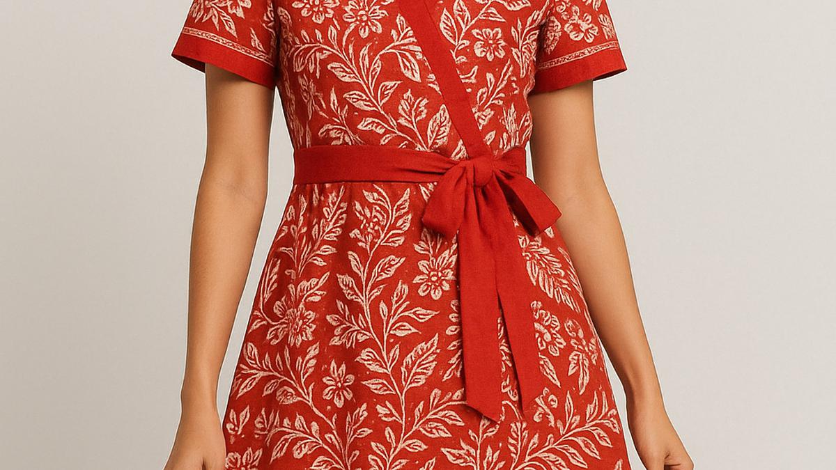 7 Ide Dress Batik Tema HUT RI 17 Agustus, Pilihan Stylish untuk Perayaan Kemerdekaan